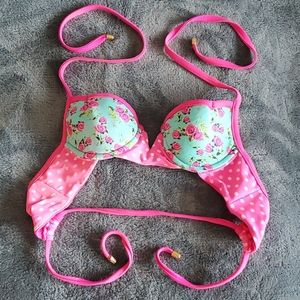 Beach bunny bikini top